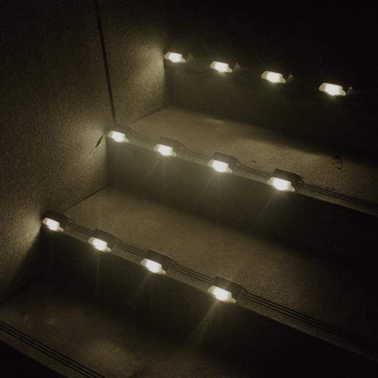 Solar Powered Stair, Step or Railing Lighting. 4 Pack - Image 8
