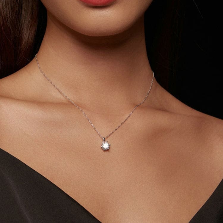 V Jewellery - S925 Sterling Silver Moissanite Stone Heart Necklace, 6.5mm 1.0ct Stone, MSN006 - Image 3